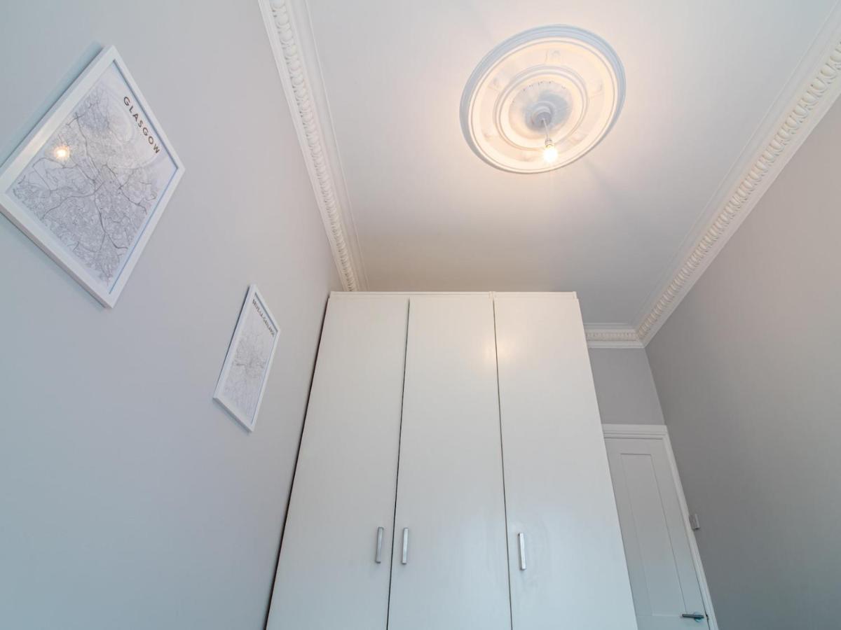 Modern 1Br Apartment In Heart Of West End Глазгоу Екстериор снимка