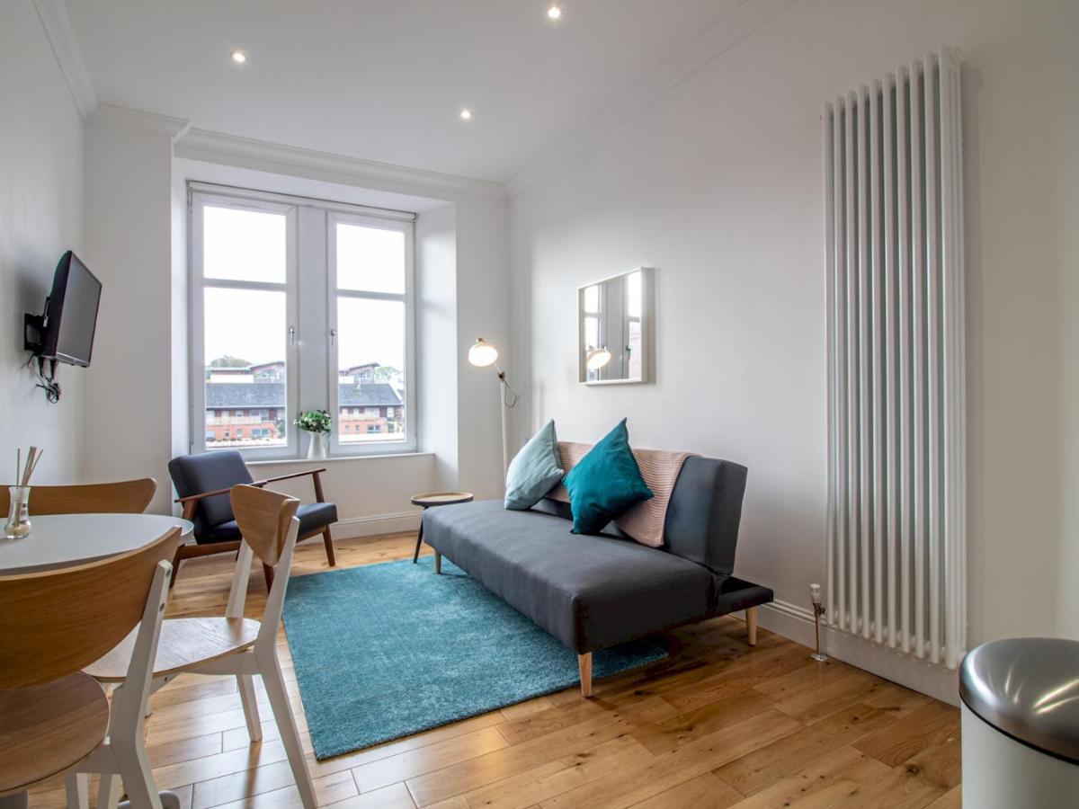 Modern 1Br Apartment In Heart Of West End Глазгоу Екстериор снимка